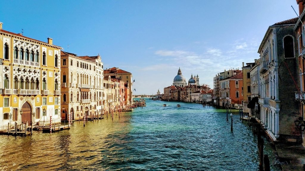 Venice Through My Eyes: A Local’s Guide to the City That Steals Hearts